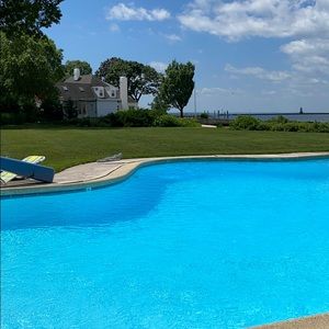 Meet your Posher, Hunter